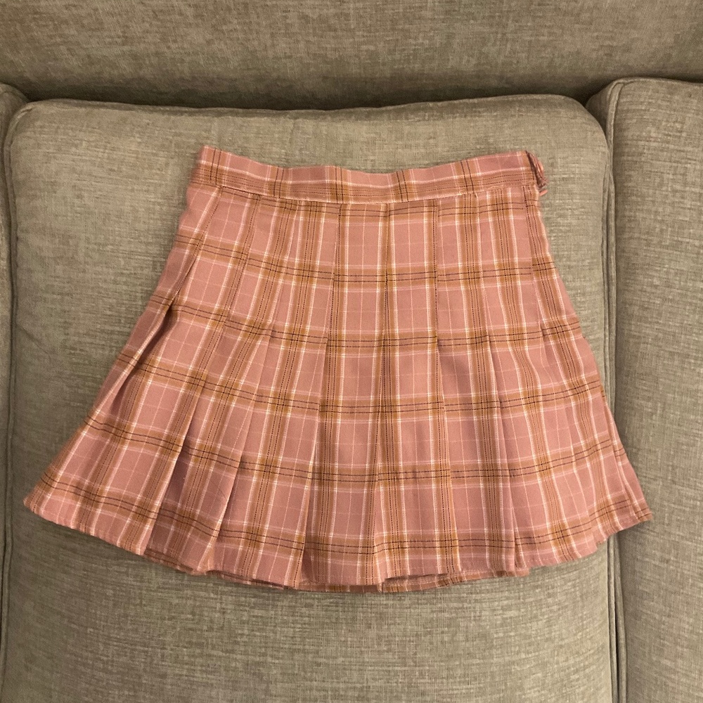 Pleated skirt with built-in shorts